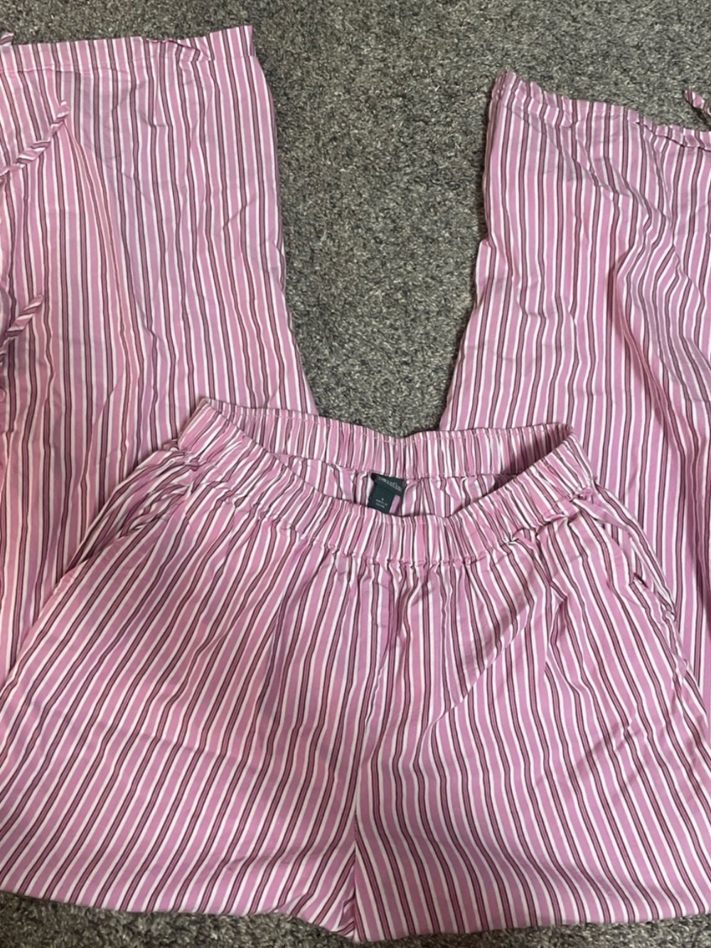 Womens Pink Striped Pull-On Shorts - Elastic Waist